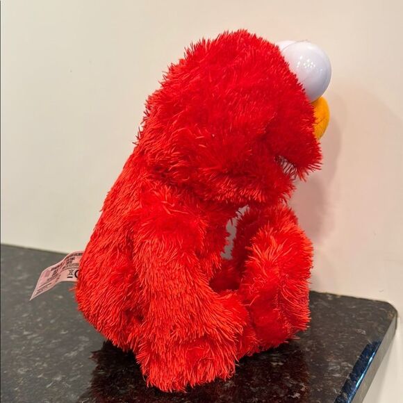 Sesame Street Elmo 14" Plush w/Sound (Hasbro, Sesame Workshop, 2018) - Picture 6 of 9